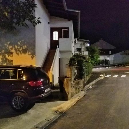 Apartman Mix Zagreb - Maksimir, Kbc Rebro, Free Parking エクステリア 写真