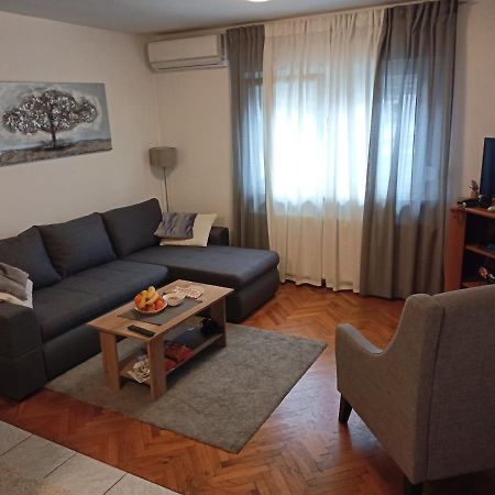 Apartman Mix Zagreb - Maksimir, Kbc Rebro, Free Parking エクステリア 写真